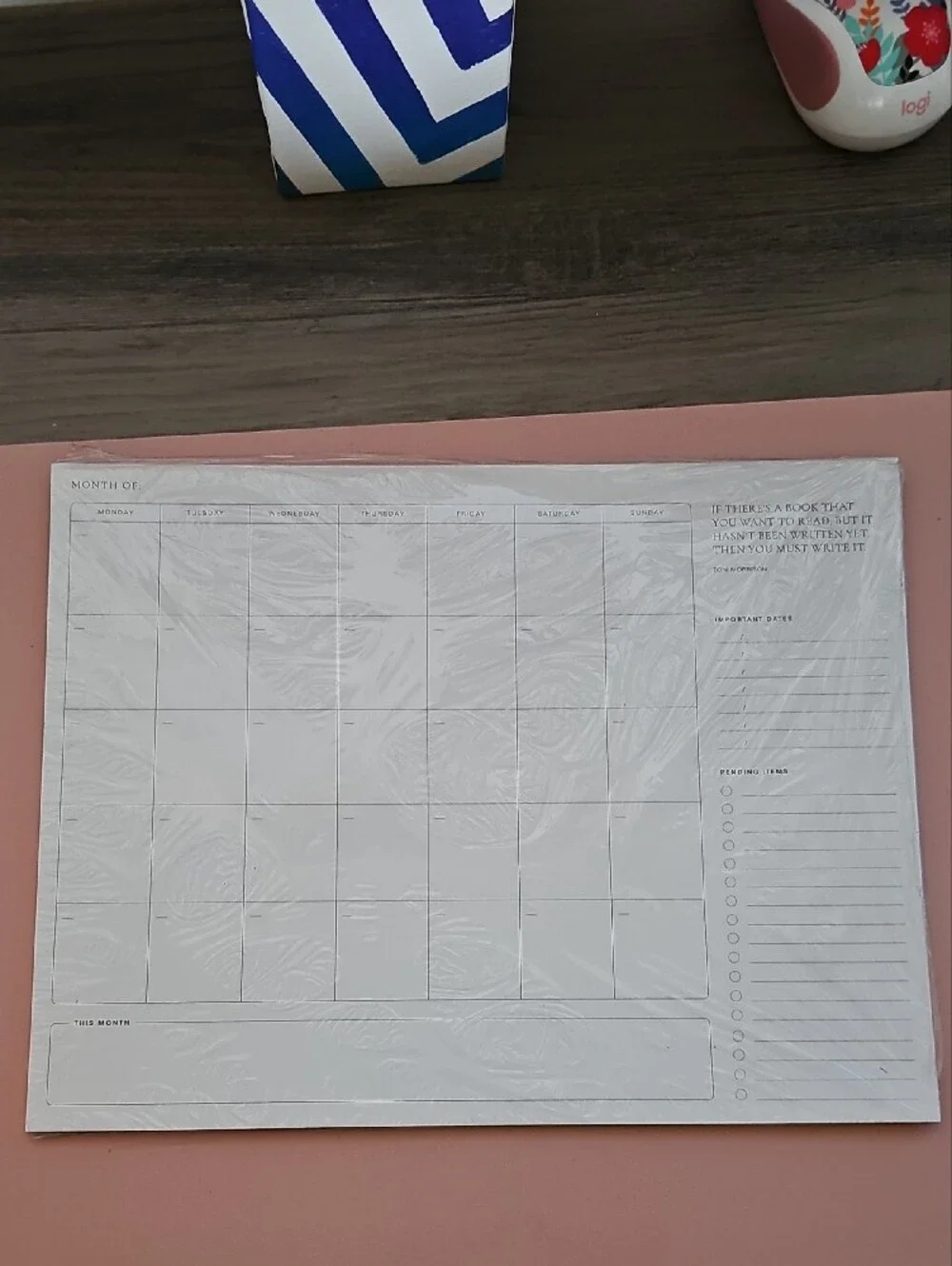 NIP G&C Legal Pad and Undated Monthly Calendar